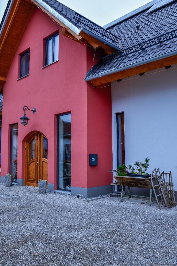 Отель Finkls Heimat Dinkelscherben Экстерьер фото